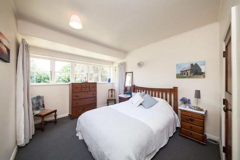Photo of property in 54 Savage Crescent, West End, Palmerston North, 4412
