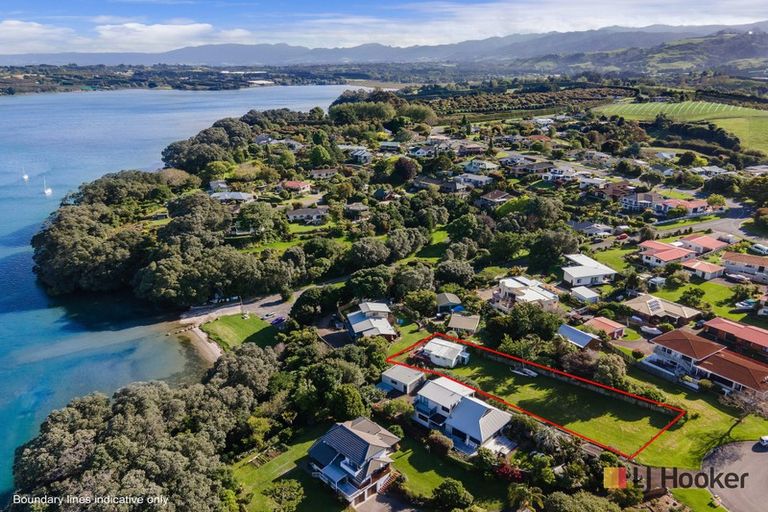 Photo of property in 16 Giles Way, Tanners Point, Tahawai, 3177