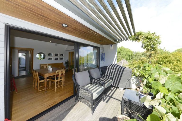 Photo of property in 5 Rhodesvale Terrace, Cashmere, Christchurch, 8022