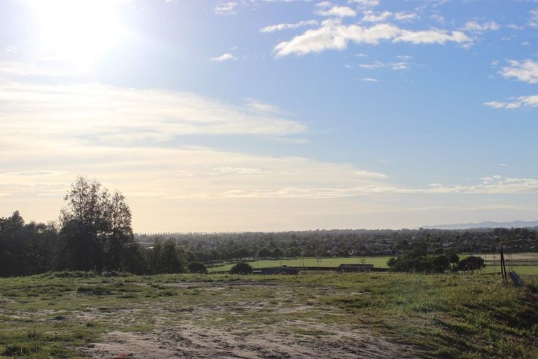 Photo of property in 80 Oak Road, Poraiti, Napier, 4112