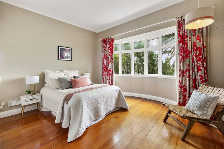 Photo of property in 41 Fairview Crescent, Kelburn, Wellington, 6012