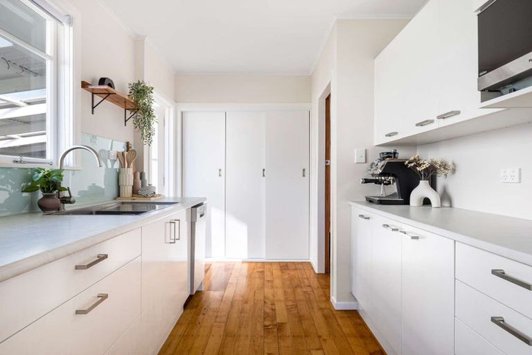 Photo of property in 45 Puriri Street, Helensville, 0800