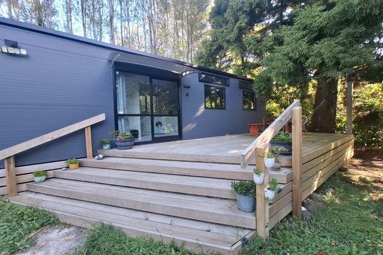 Photo of property in 9a Beaumont Crescent, Frankleigh Park, New Plymouth, 4310