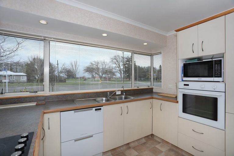Photo of property in 6 Kimbolton Road, Feilding, 4702