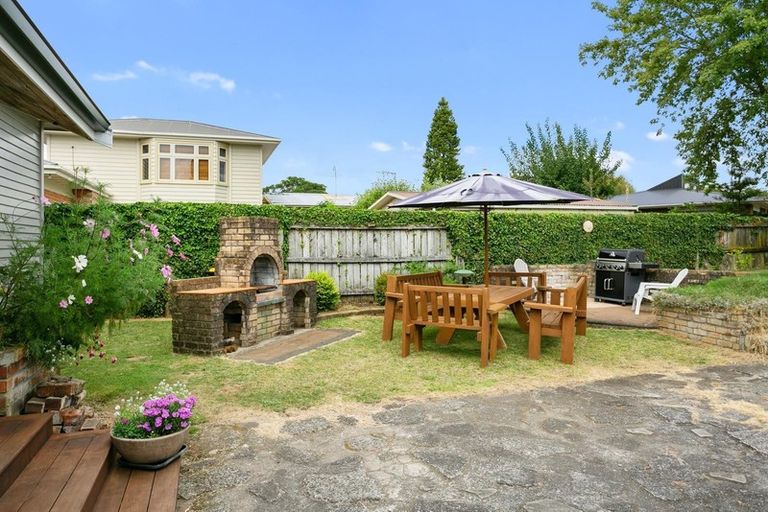 Photo of property in 197 Brady Street, Te Awamutu, 3800