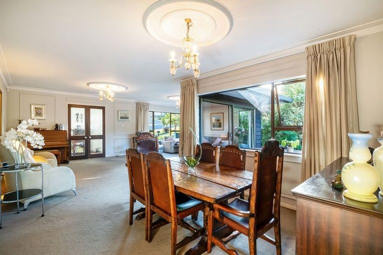 Photo of property in 2/19 Amante Crescent, Mairangi Bay, Auckland, 0630