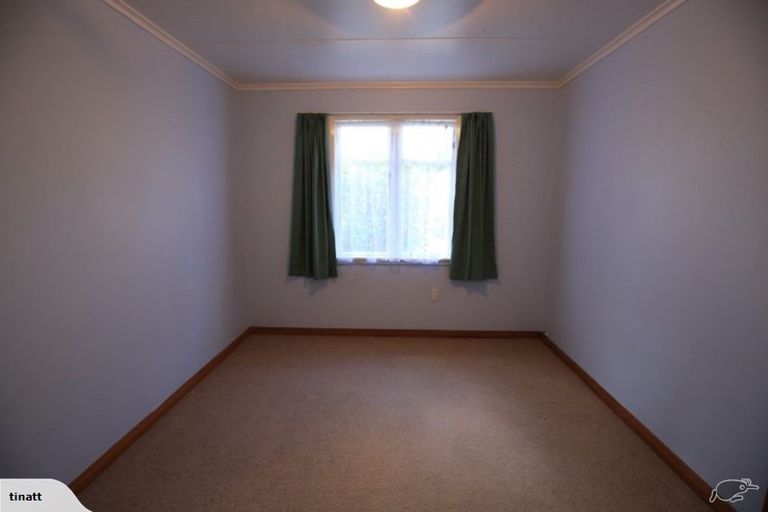 Photo of property in 15 Waterloo Crescent, Hokowhitu, Palmerston North, 4410