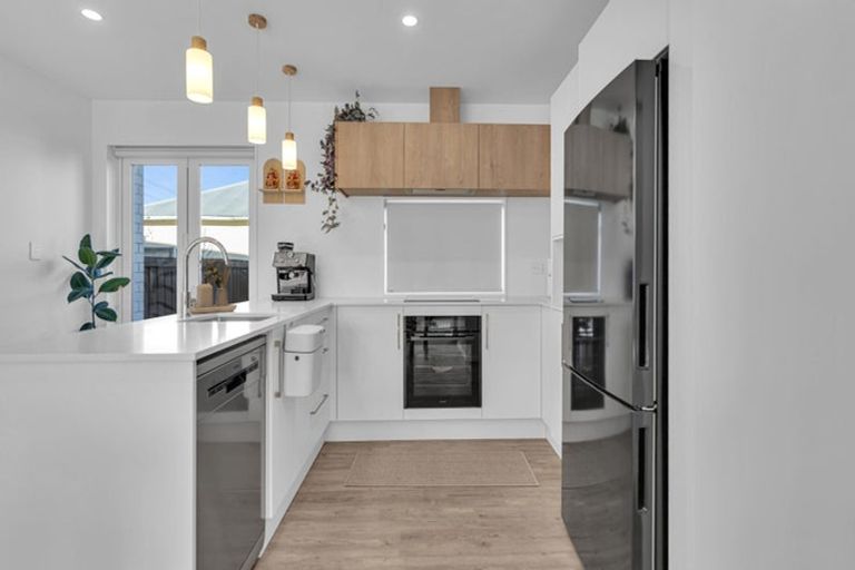 Photo of property in 91b Olliviers Road, Phillipstown, Christchurch, 8011