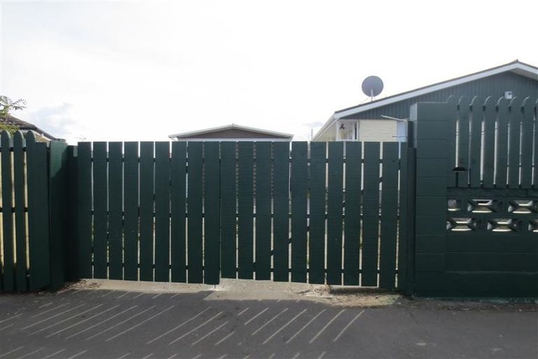 Photo of property in 127a Hay Street, Bromley, Christchurch, 8062