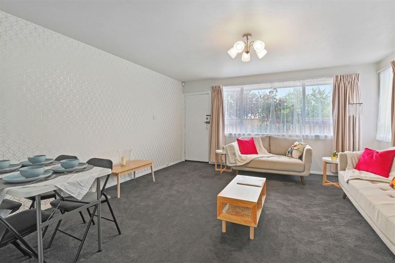 Photo of property in 2/533 Hereford Street, Linwood, Christchurch, 8011