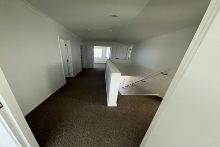 Photo of property in 1/67a Metcalfe Road, Ranui, Auckland, 0612