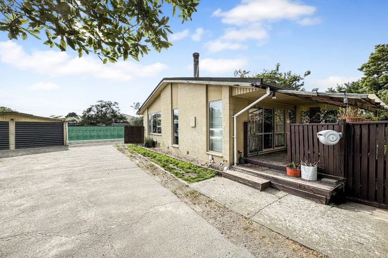 Photo of property in 238 Mairehau Road, Burwood, Christchurch, 8083