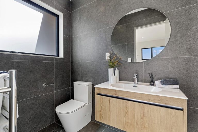 Photo of property in 3 Kiokio Place, Swanson, Auckland, 0614