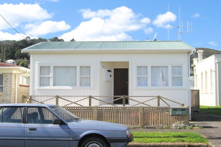 Photo of property in 206 Davy Street, Thames, 3500