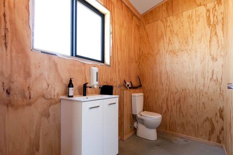 Photo of property in 102 Wharariki Road, Puponga, Collingwood, 7073