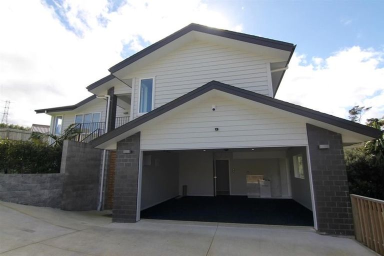 Photo of property in 12 Alloway Street, Westgate, Auckland, 0614