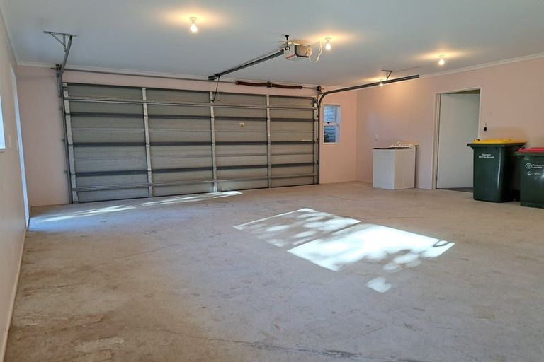 Photo of property in 148 Tukapa Street, Westown, New Plymouth, 4310