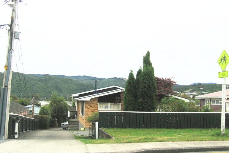 Photo of property in 33 Hillside Drive, Maoribank, Upper Hutt, 5018