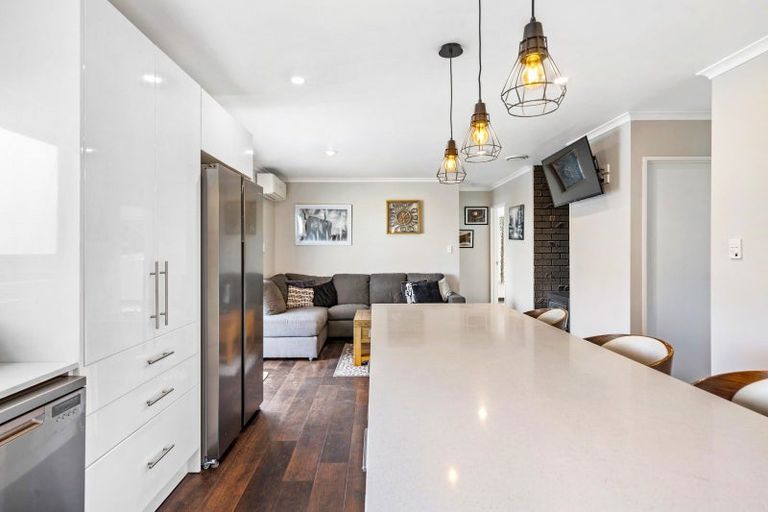 Photo of property in 6 Cumberland Rise, Taradale, Napier, 4112