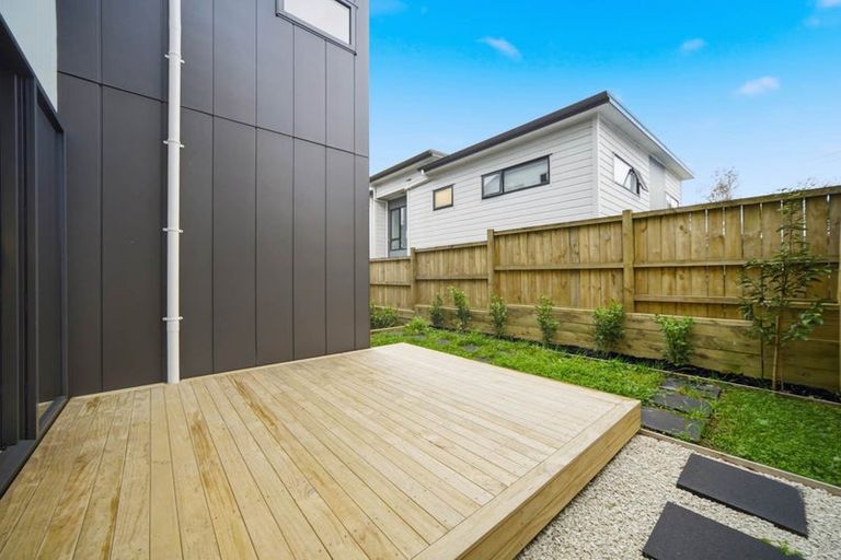 Photo of property in 10b Neptune Avenue, Beach Haven, Auckland, 0626