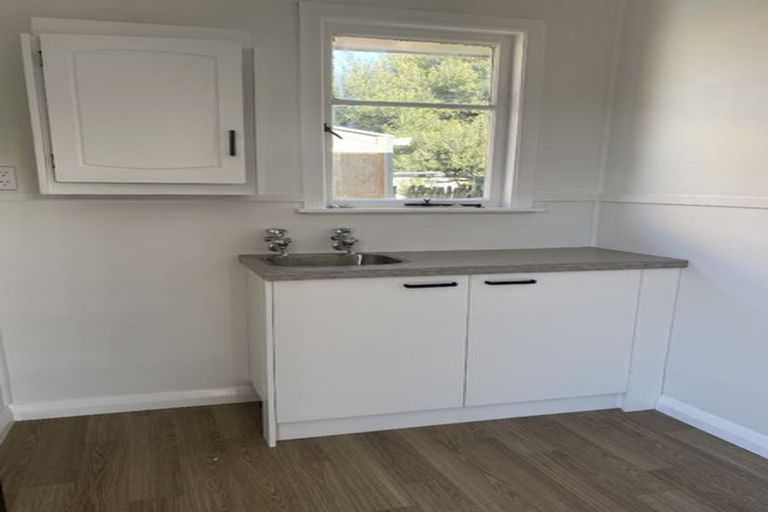 Photo of property in 98 King Street, Taradale, Napier, 4112