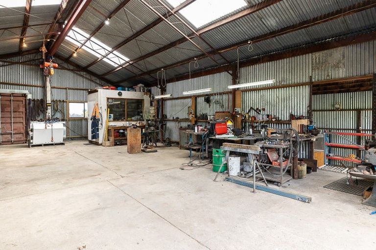 Photo of property in 309 Gladstone Road North, Mosgiel, 9092