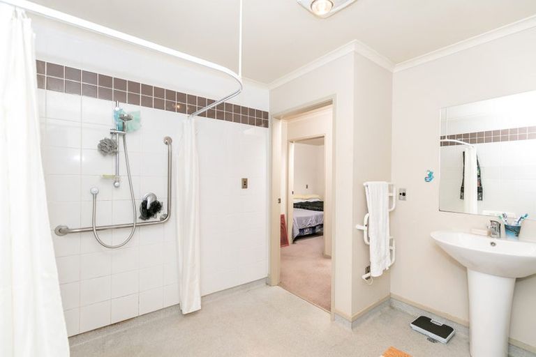 Photo of property in 15b Paterson Street, Frankton, Hamilton, 3204