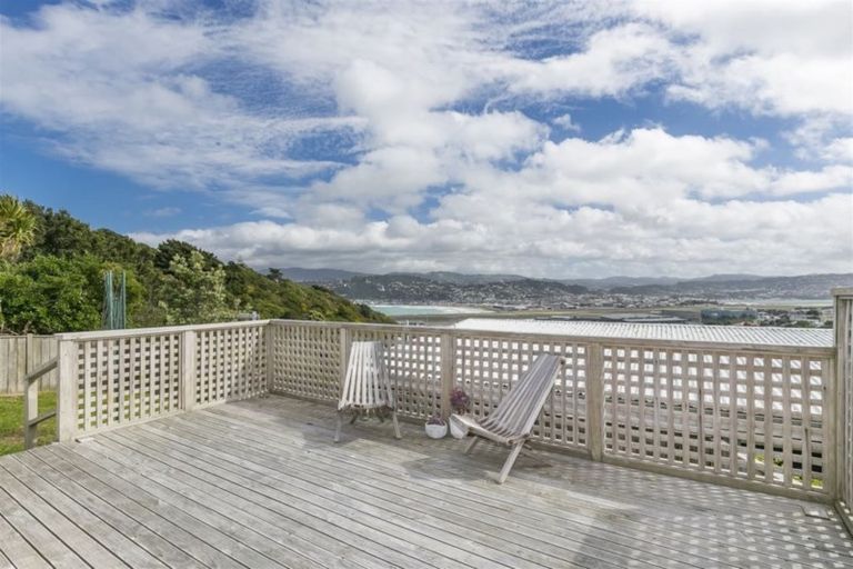 Photo of property in 18 Ahuriri Street, Strathmore Park, Wellington, 6022