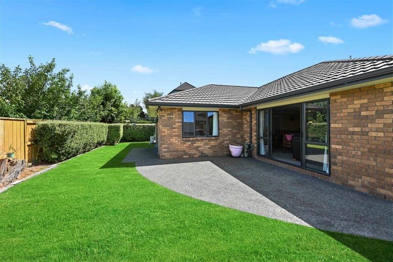 Photo of property in 12 Rosewood Court, Huntington, Hamilton, 3210