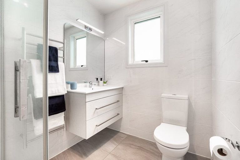 Photo of property in 33 Dominion Park Street, Johnsonville, Wellington, 6037