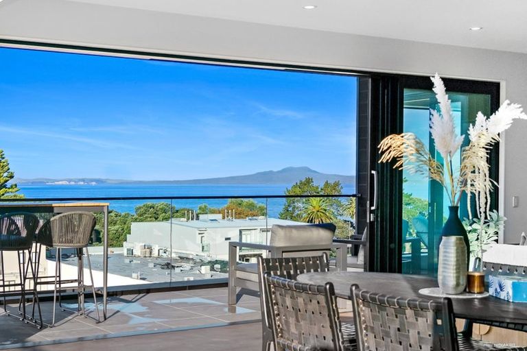 Photo of property in The Victor, 112/4 Bute Road, Browns Bay, Auckland, 0630