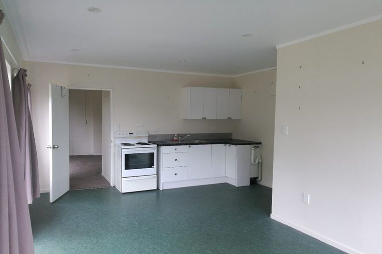 Photo of property in 13a Margaret Road, Raumati Beach, Paraparaumu, 5032
