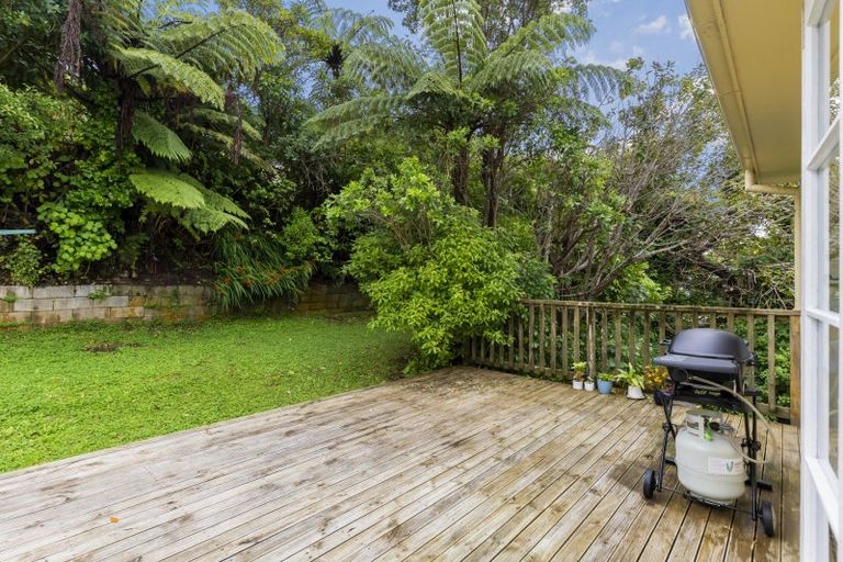Photo of property in 4 Arapiko Street, Johnsonville, Wellington, 6037