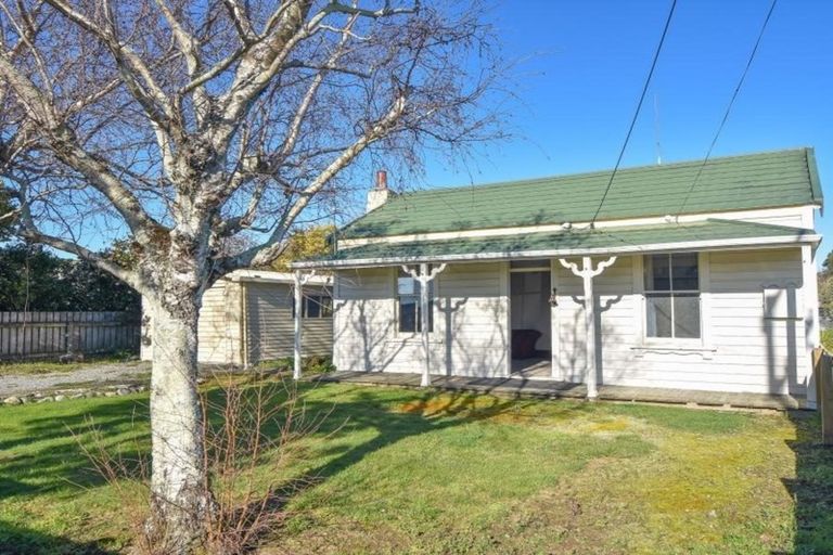 Photo of property in 35 Frederick Street, Carterton, 5713
