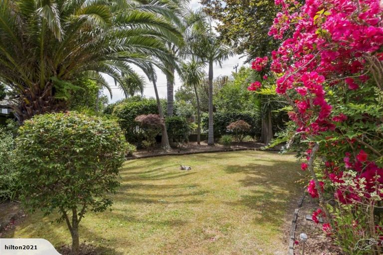 Photo of property in 1/214 Bleakhouse Road, Mellons Bay, Auckland, 2014