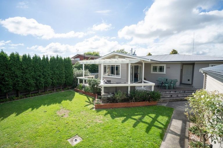 Photo of property in 54 Windsor Street, Terrace End, Palmerston North, 4410