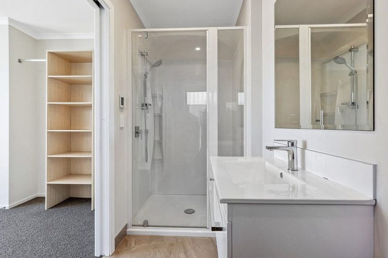 Photo of property in 9a Madeira Close, Whitby, Porirua, 5024