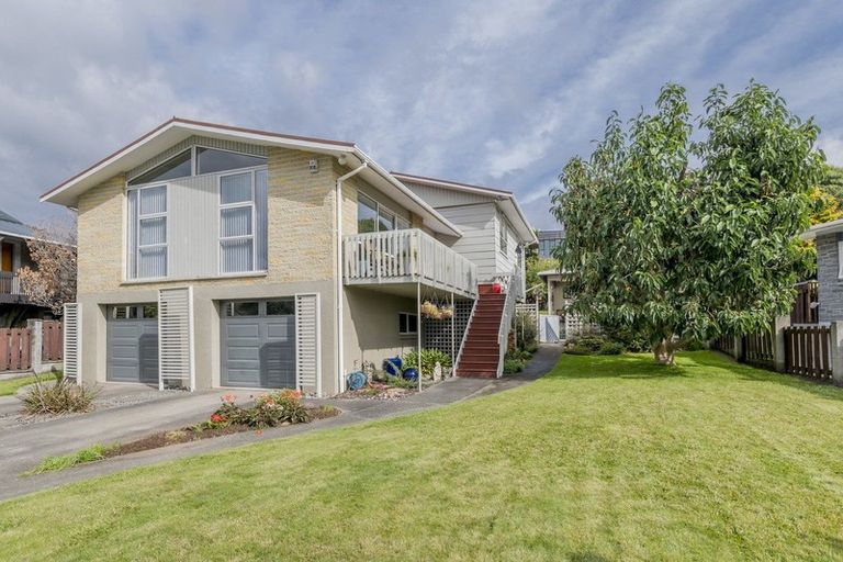 Photo of property in 12 Kennedy Drive, Levin, 5510