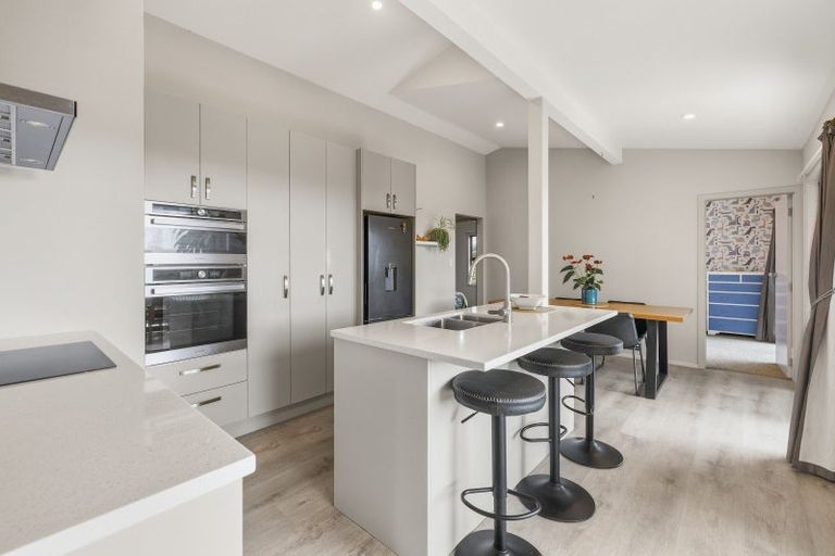 Photo of property in 11 Corinna Street, Welcome Bay, Tauranga, 3112