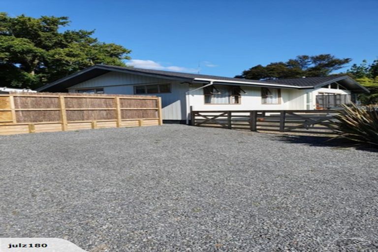 Photo of property in 30 Driving Creek Road, Coromandel, 3506