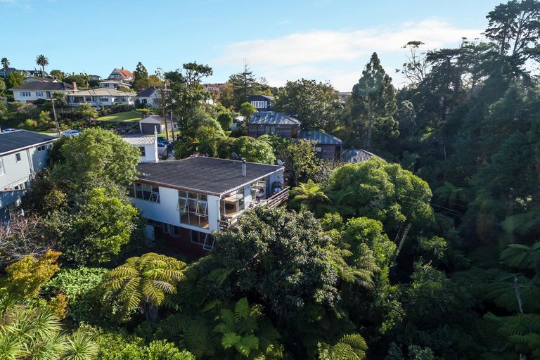 Photo of property in 11a Fenton Terrace, Cockle Bay, Auckland, 2014
