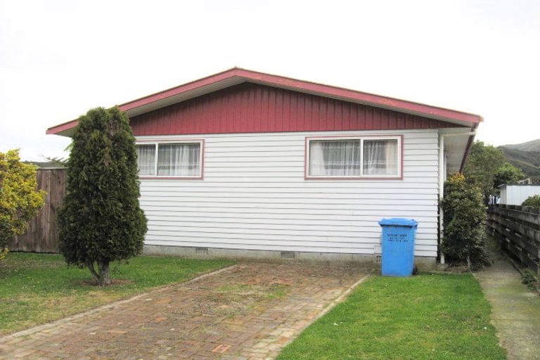 Photo of property in 41 Berkeley Road, Wainuiomata, Lower Hutt, 5014