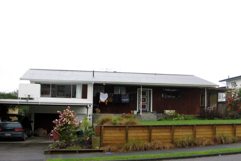 Photo of property in 17 Puriri Crescent, Lansdowne, Masterton, 5810