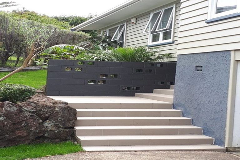 Photo of property in 14 Bruce Road, Glenfield, Auckland, 0629