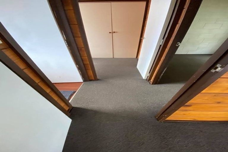 Photo of property in 3/89 Pinehaven Road, Pinehaven, Upper Hutt, 5019