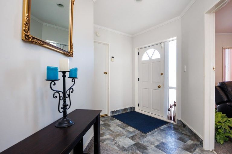 Photo of property in 12 Lancewood Lane, Roslyn, Palmerston North, 4414