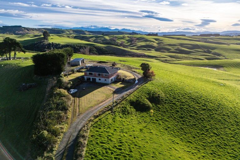 Photo of property in 2608 Ohai Clifden Highway, Eastern Bush, Otautau, 9682