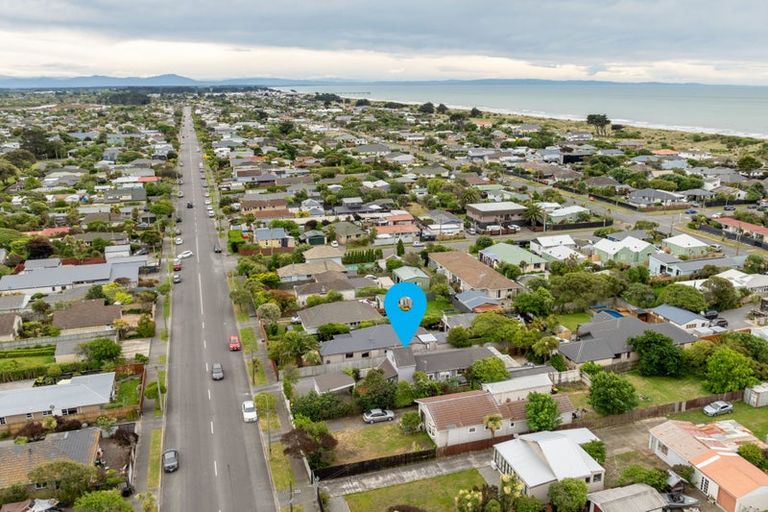 Photo of property in 257 Estuary Road, South New Brighton, Christchurch, 8062