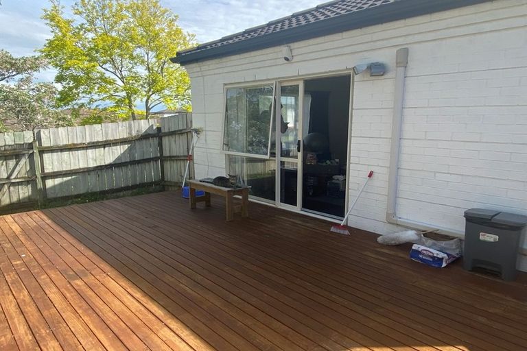 Photo of property in 37 Senator Drive, Manurewa, Auckland, 2105