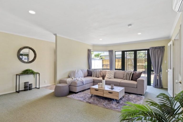 Photo of property in 6 Beachlands Place, Papamoa Beach, Papamoa, 3118